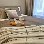 Old Town Cappuccino Charm Apartment Perfect Spot